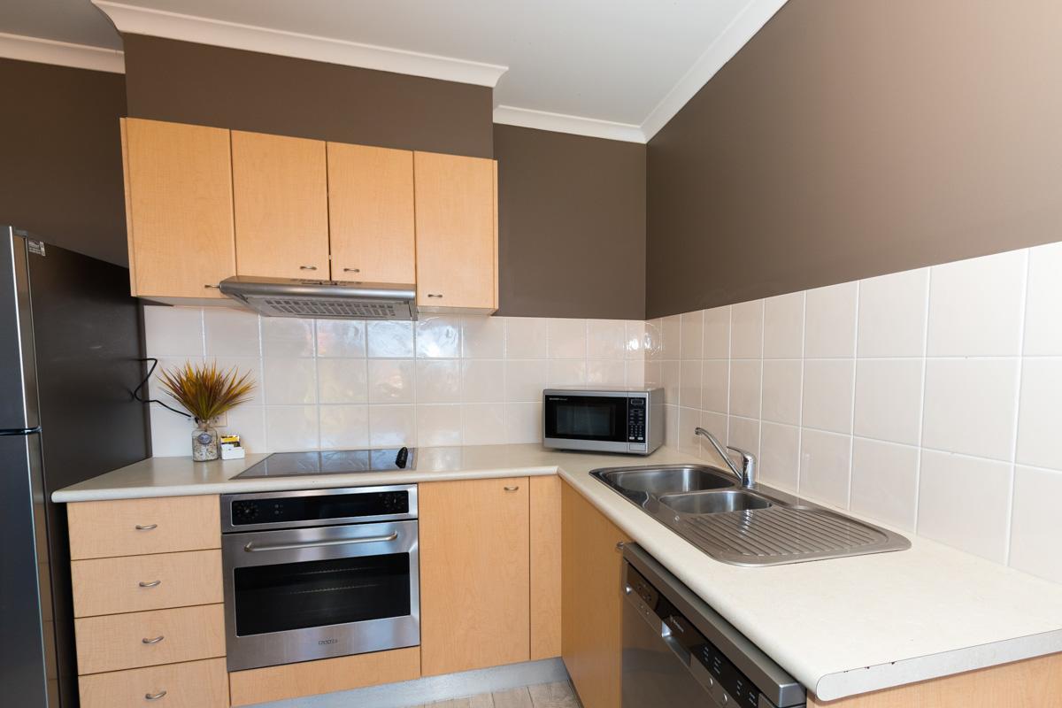 Beach Haven Executive Apartments Korora Exterior photo